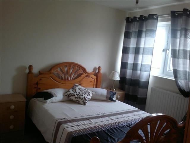  Image of 2 Bedroom Flat  To Rent at 111 adamson road e16, 3qb